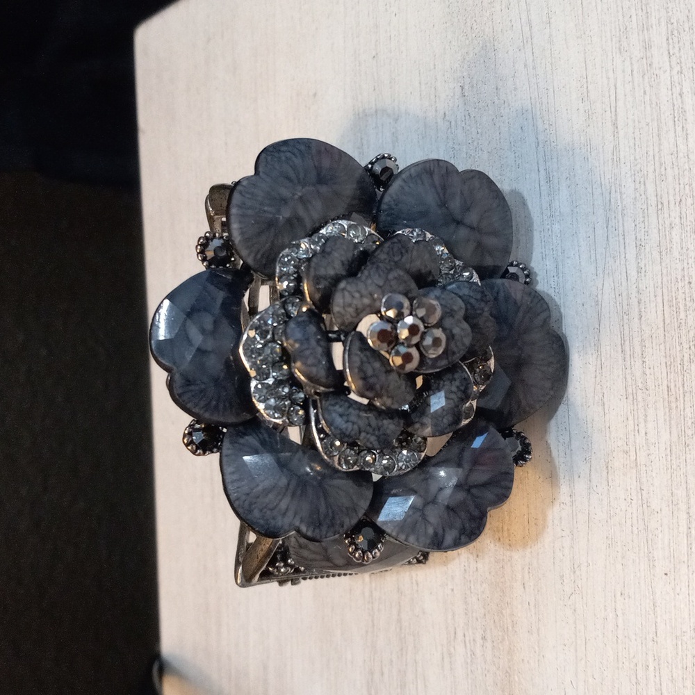 SDLZ Bracelet Cuff Smoky Gray Rhinestones Flower Brass Metal Hinge Chunky